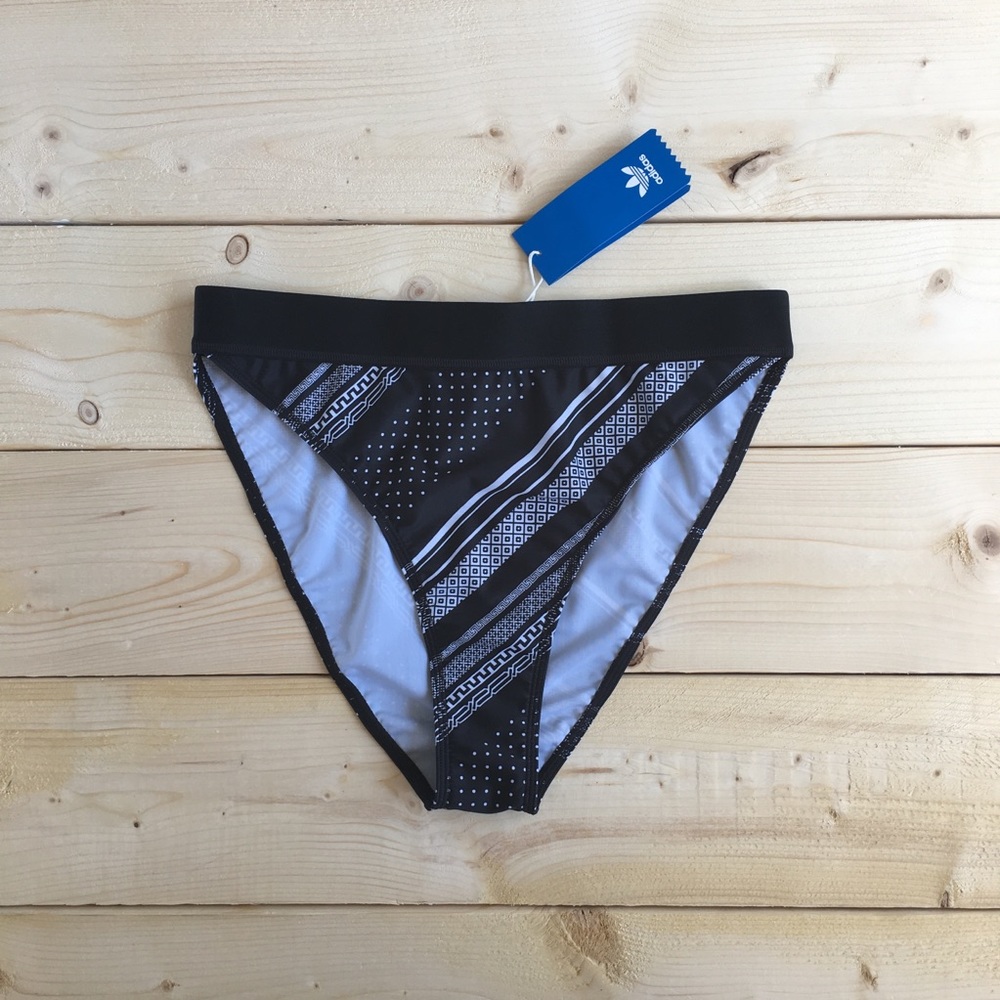 NIKE large swimwear bottom - brand new